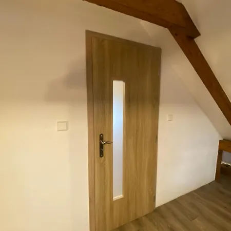 Chaloupka Stanetice * Nahořany