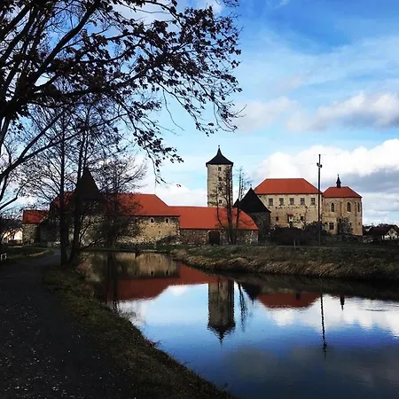 Chaloupka Stanetice Nahorany (Vetrni)