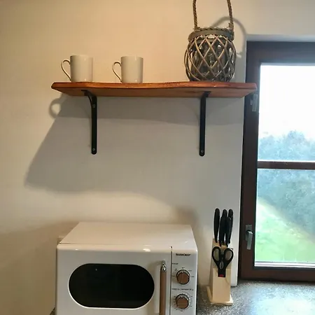 Chaloupka Stanetice Nahorany (Vetrni)
